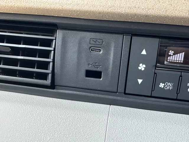 N-BOX(ホンダ)届出済未使用車 15