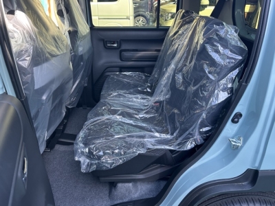 ハスラー(スズキ)届出済未使用車 後席から見た前席