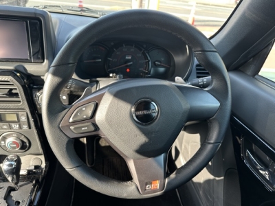 コペンのOEM(ダイハツ)中古車 後席から見た前席