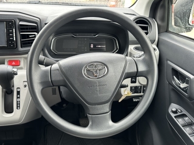 ミライースのOEM(ダイハツ)中古車 内外装写真