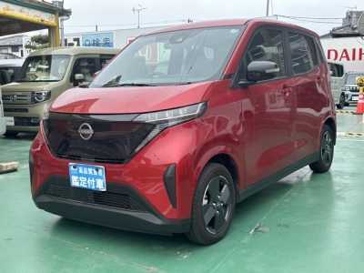 サクラ(ニッサン)中古車 前方