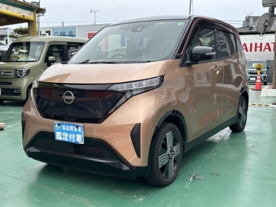 サクラ(ニッサン)中古車 前方