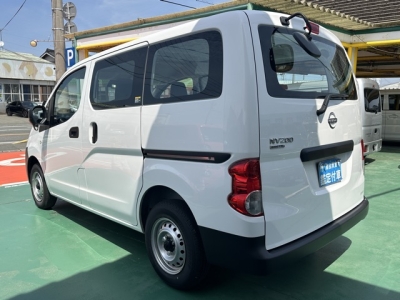 NV200バネットバン(ニッサン)レンタＵＰ 後方