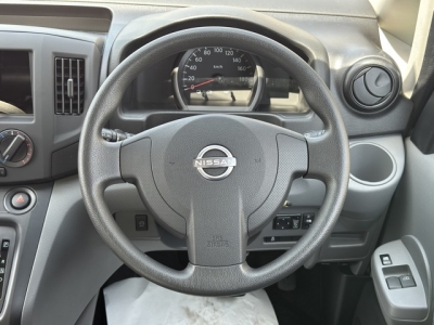 NV200バネットバン(ニッサン)レンタＵＰ 内外装写真