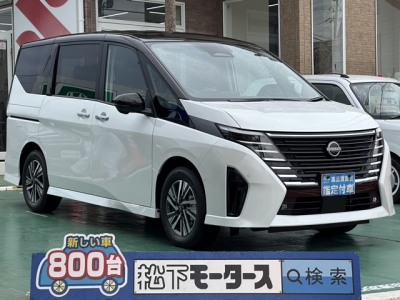 セレナ(ニッサン)登録済未使用車 全体