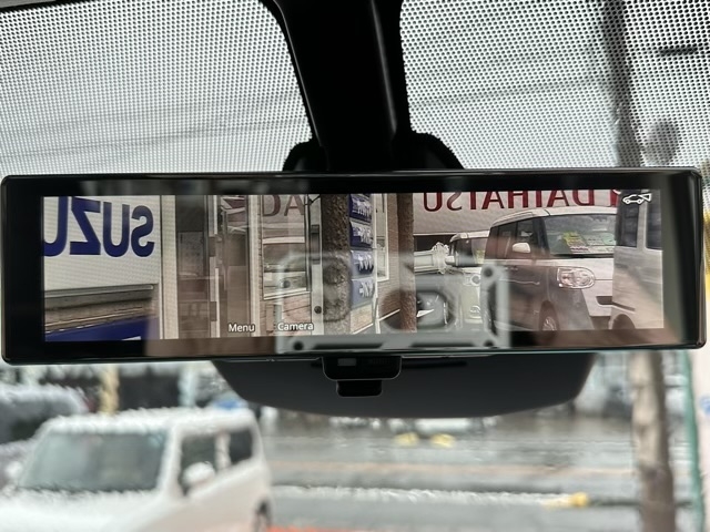 セレナ(ニッサン)登録済未使用車 25