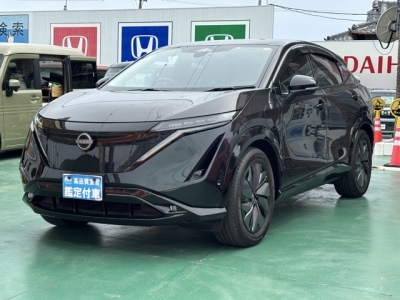 アリア(ニッサン)中古車 前方