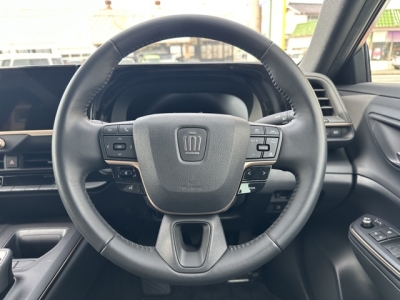 クラウンクロスオーバー(トヨタ)中古車 内外装写真