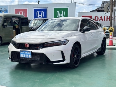 シビック(ホンダ)登録済未使用車 前方