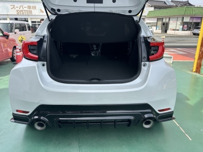 GRヤリス(トヨタ)登録済未使用車 内外装写真他１
