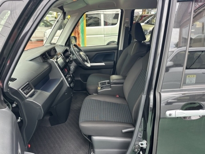 トールカスタム(ダイハツ)中古車 前席内装