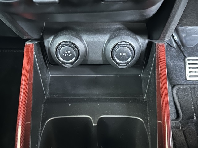 スイフト(スズキ)中古車 17