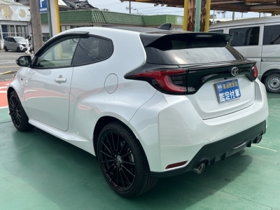GRヤリス(トヨタ)中古車 後方