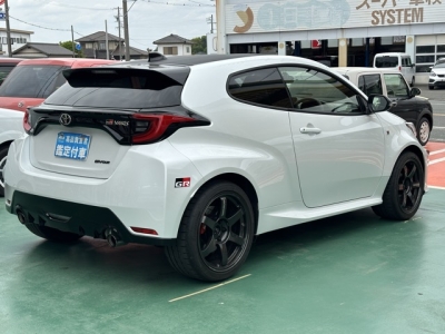 GRヤリス(トヨタ)中古車 内外装写真他２