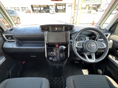 ルーミー(トヨタ)中古車 内外装写真