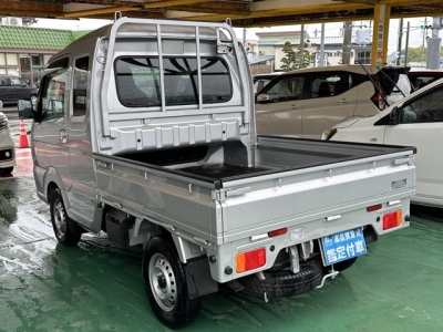 キャリートラック(スズキ)中古車 後方