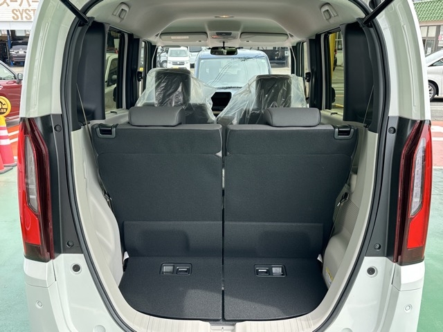 N-BOX(ホンダ)届出済未使用車 10