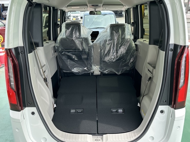 N-BOX(ホンダ)届出済未使用車 11