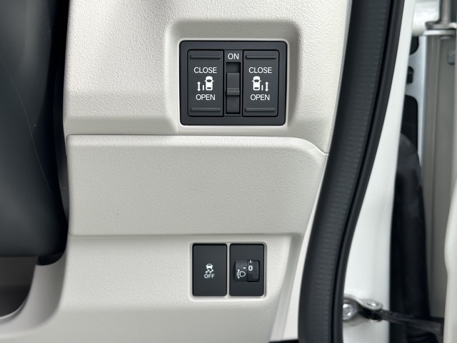 N-BOX(ホンダ)届出済未使用車 15