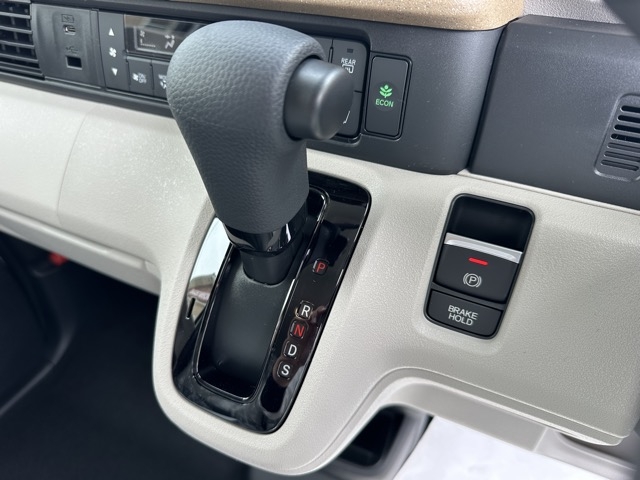 N-BOX(ホンダ)届出済未使用車 18