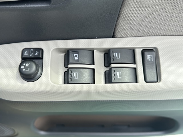 ミラトコット(ダイハツ)中古車 13