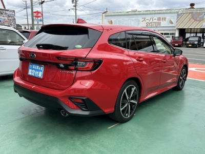 レヴォーグ(スバル)中古車 内外装写真他２