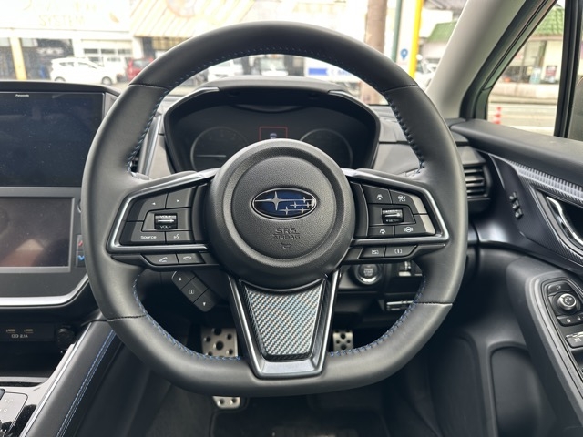 レヴォーグ(スバル)中古車 7