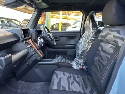 タフト(ダイハツ)届出済未使用車 前席内装