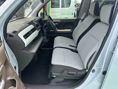 N-WGN(ホンダ)中古車 前席内装