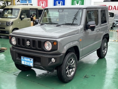 ジムニー(スズキ)届出済未使用車 前方