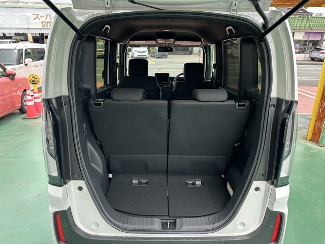 N-BOX(ホンダ)届出済未使用車 10