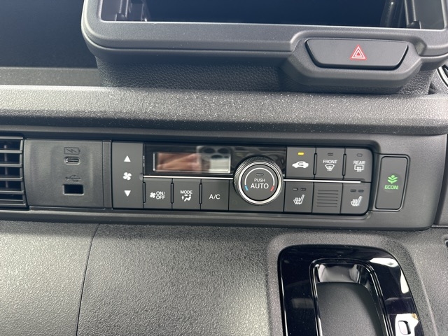N-BOX(ホンダ)届出済未使用車 18