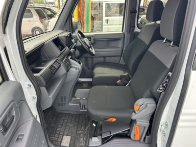 N-VAN(ホンダ)中古車 前席内装