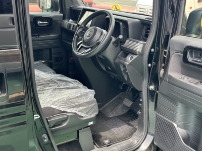 N-VAN(ホンダ)レンタＵＰ 内外装写真他２