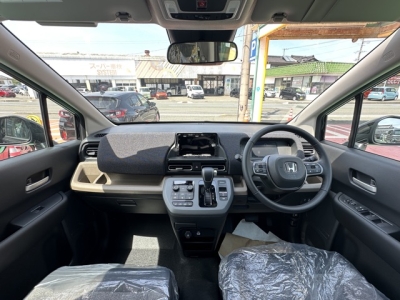 新型フリード(ホンダ)レンタＵＰ 内外装写真