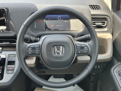 新型フリード(ホンダ)レンタＵＰ 内外装写真他