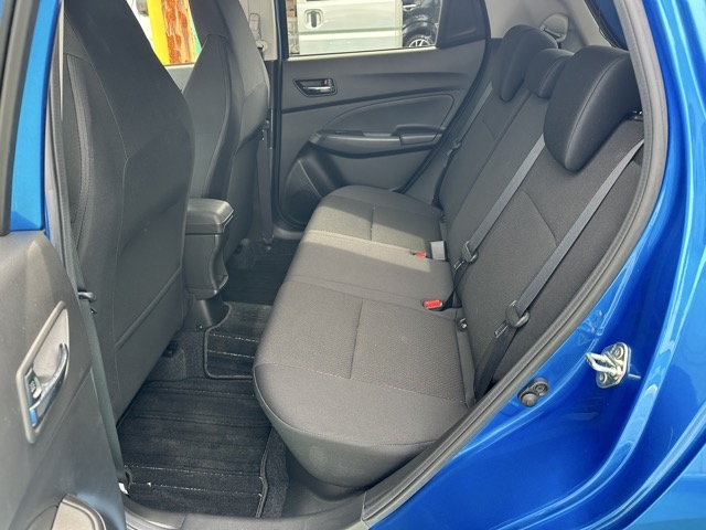 スイフト(スズキ)中古車 4