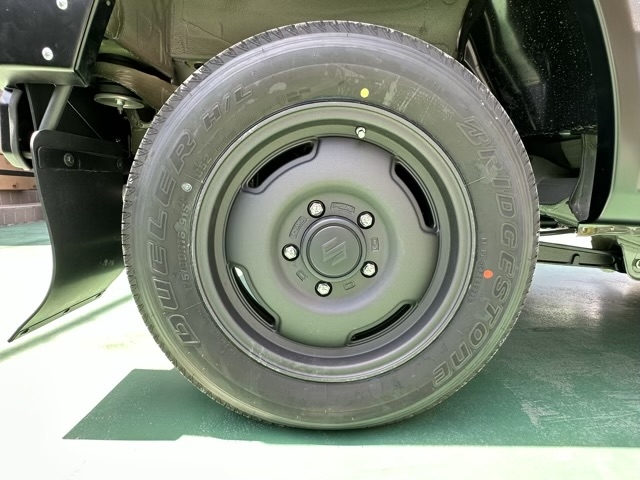 ジムニー(ダムド)新車見本展示無 13