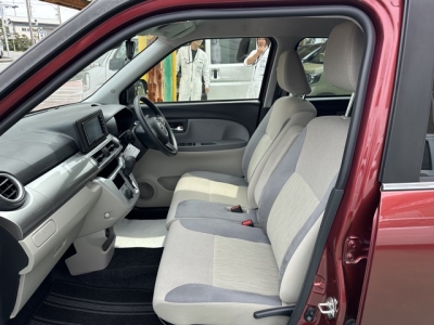 ピクシスジョイ(トヨタ)中古車 前席内装