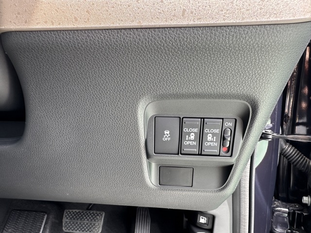 フリード(ホンダ)登録済未使用車 19