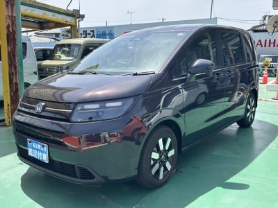 新型フリード(ホンダ)登録済未使用車 前方