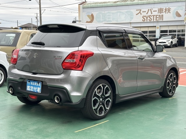 スイフト(スズキ)中古車 10