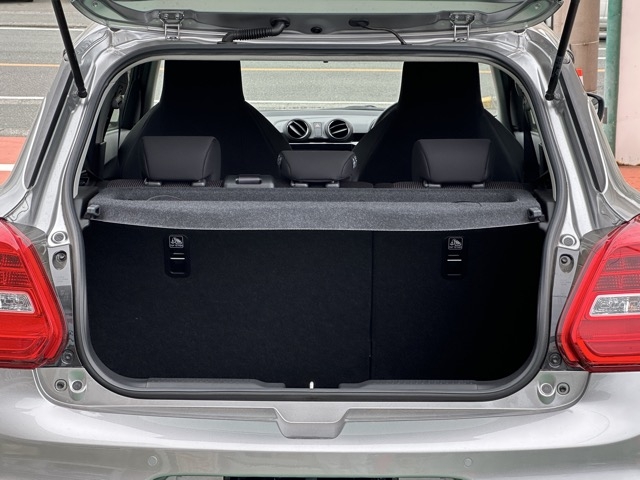 スイフト(スズキ)中古車 8