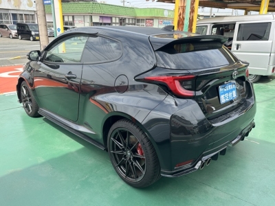 GRヤリス(トヨタ)中古車 後方
