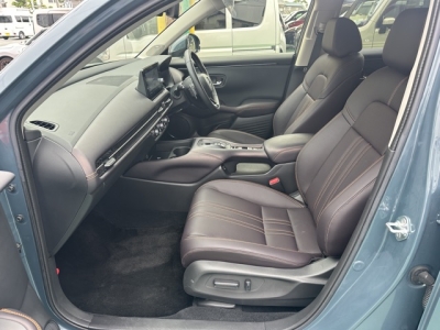 ZR-V (ホンダ)中古車 前席内装