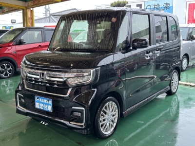 N-BOXカスタム(ホンダ)中古車 前方