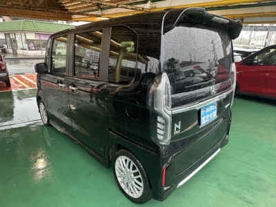 N-BOXカスタム(ホンダ)中古車 後方
