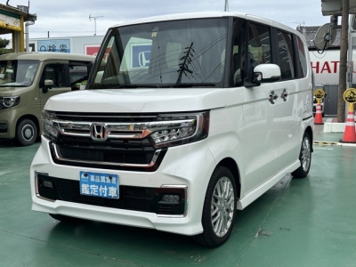 N-BOXカスタム(ホンダ)中古車 前方