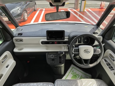 ムーヴキャンバス(ダイハツ)届出済未使用車 内外装写真