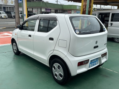 アルト(スズキ)中古車 後方